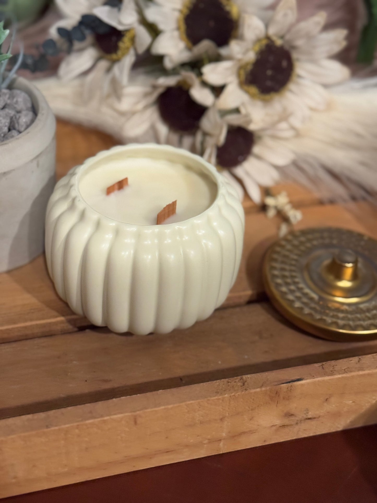 Ceramic Pumpkin Candle with 2 crackling wicks, clean burning candles