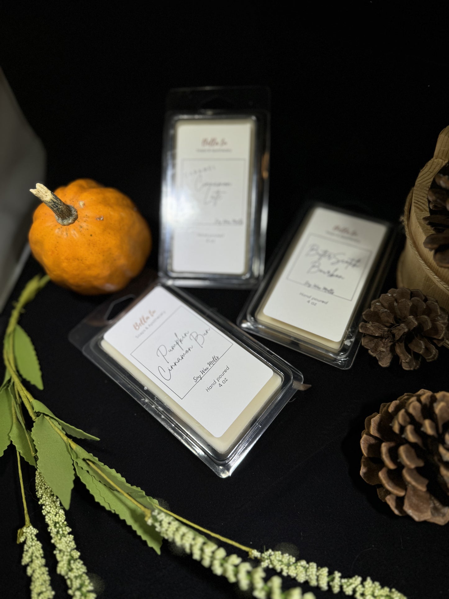 "Clean-Burning Soy Wax Melts – Eco-Friendly, Long-Lasting Fragrance"