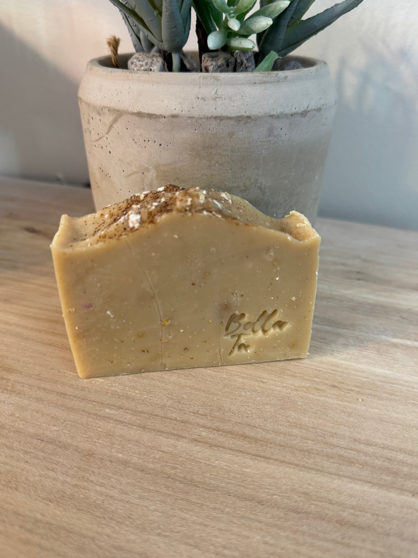 Vegan Oatmilk & Honey Cold process soap