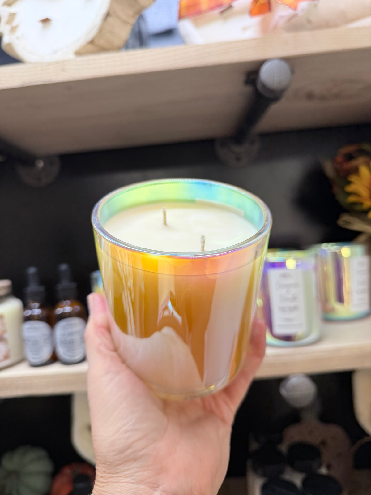 Iridescent Luxury Candle, double Wick Beautiful clean candle