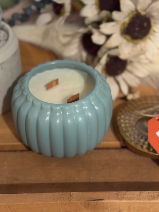 Ceramic Pumpkin Candle with 2 crackling wicks, clean burning candles