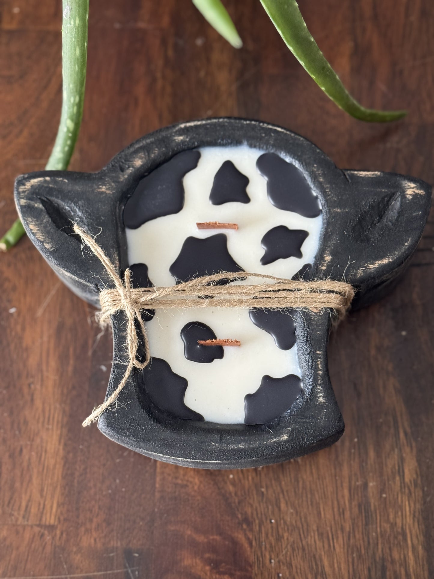 2Wick Mini Cow Head Soy Wax candle
